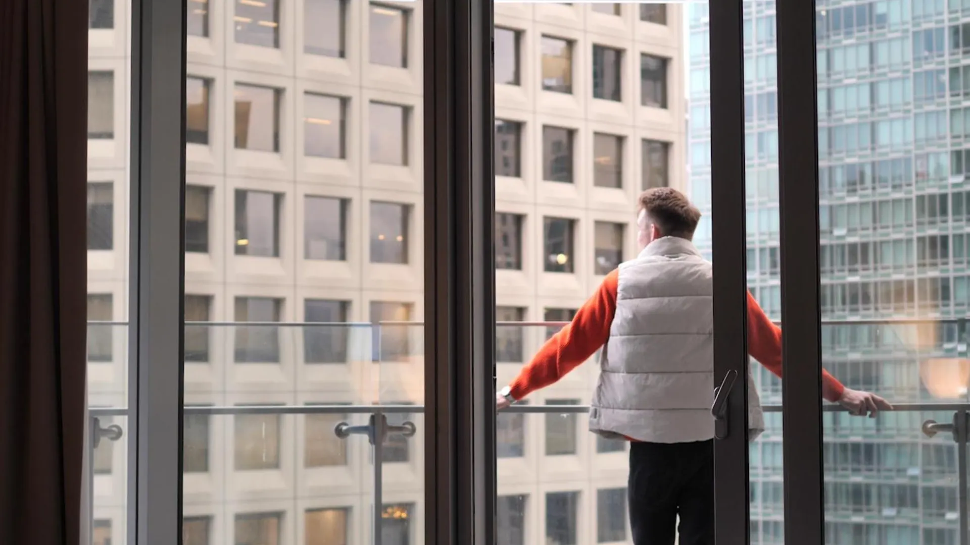 Paradox Hotel Vancouver