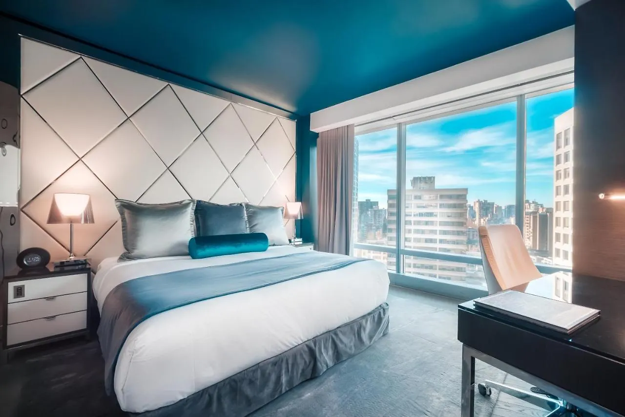 Paradox Vancouver 4*,